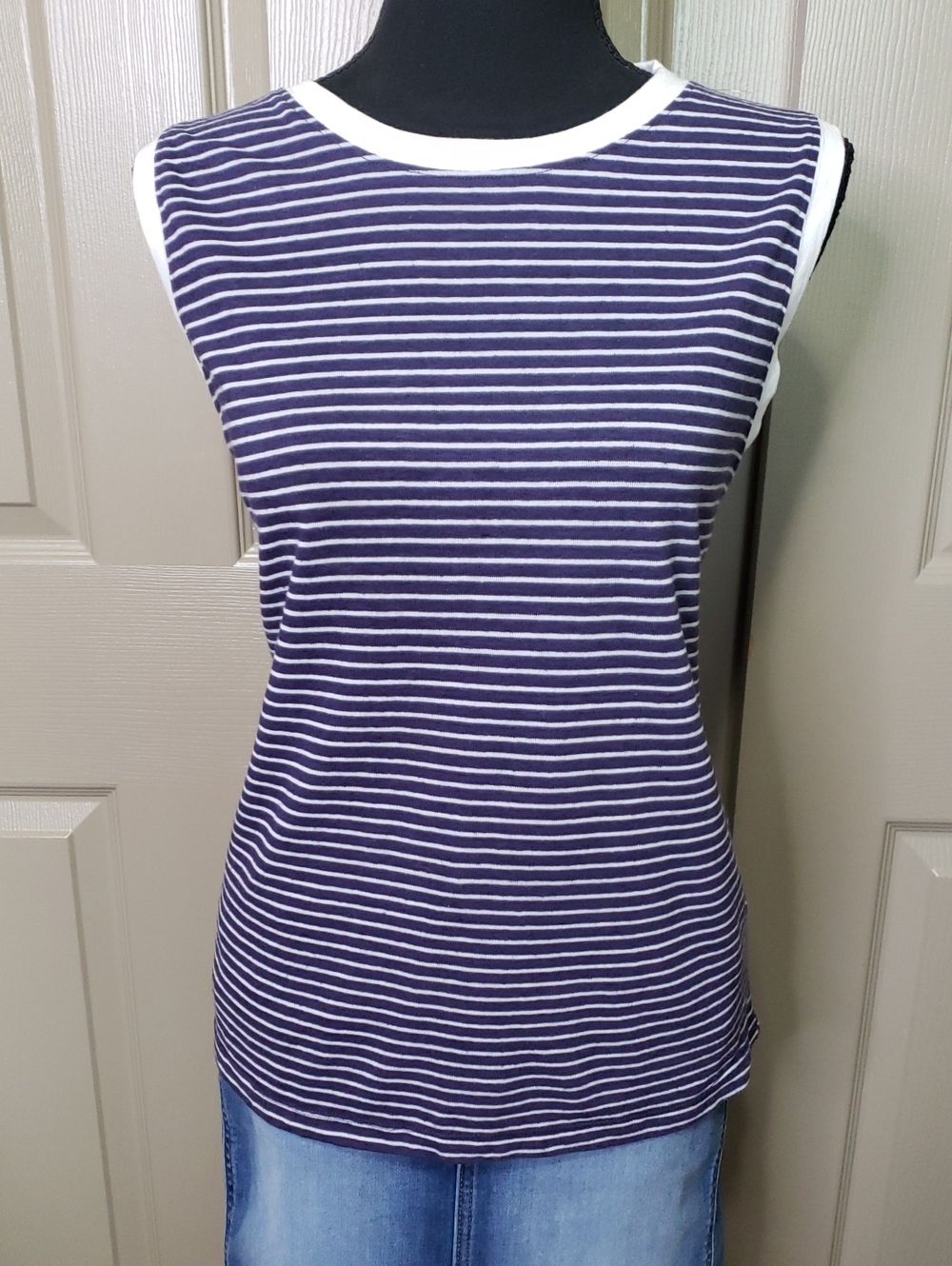 Staccato NWT Striped Navy and White Linen Cotton Sleeveless Women's Tank Top XL